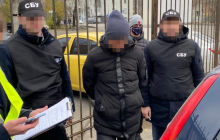 СБУ задержала руководителя подразделения "Укрзализныци" на взятке в 100 тысяч гривень (фото)
