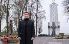 Zelensky, his wife honor memory of 1932-1933 Holodomor victims (Photo, video)
