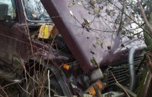 На Харьковщине 14-летний школьник за сутки угнал три автомобиля и разбил их (фото)