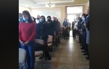 Скандал на Закарпатье: в сети показали, как новоизбранные депутаты поют венгерский гимн (видео)
