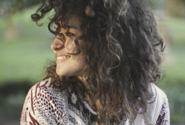 Біла смуга дуже скоро змінить життя чотирьох знаків Зодіаку: кому пощастить