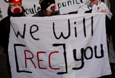 Protests in France over possible ban on publication of police images