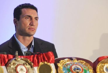 Відро з кров'ю: Володимир Кличко готовий до радикальних дій, якщо боксерам РФ дозволять виступити під їхнім прапором і гімном