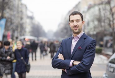 Директор по развитию бизнеса Rakuten Viber Атанас Райков: В будущем через мессенджер вы сможете контролировать "умный" дом, совершать банковские операции и даже вызывать такси