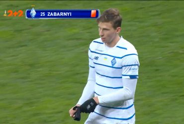 Динамо - Ворскла - 2:0. Відео вилучення Забарного після перегляду VAR
