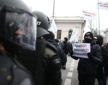 "No money to cover it": Ex-cabinet official comments on cost of possible lockdown