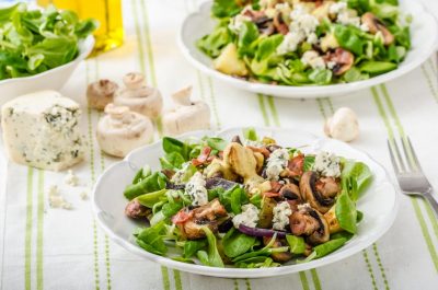 Простые и вкусные рецепты салатов с грибами