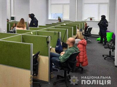 Сотрудник ТЦК в Чернигове предлагал призывнику оральный секс в обмен на свободу | Пикабу