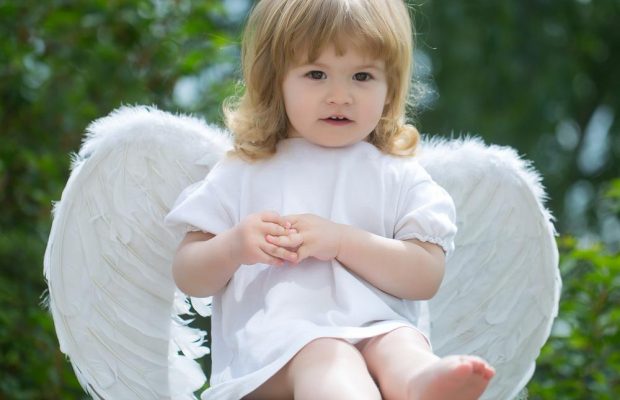 Іменини 8 квітня: хто святкує День ангела сьогодні і як назвати дитину