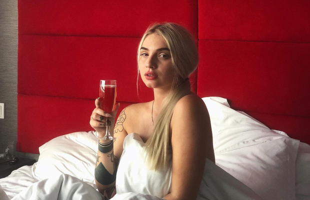 "Опускали головою в унітаз і гасили недопалки об руки": учасниця "Супер топ-модель по-українськи" розповіла про жорсткий булінг