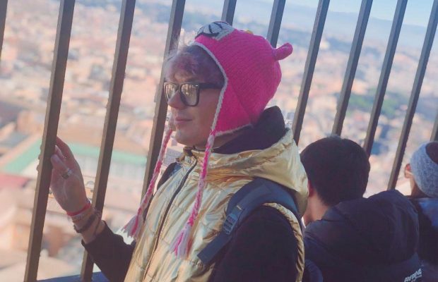 Епатажний український співак помер у реанімації у 28 років