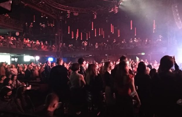 Полиция остановила концерт группы "Бумбокс" во Львове (фото)