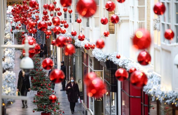 Вкрадене Різдво: в Європі створюють святкову атмосферу попри перспективи локдауну на свята (фоторепортаж, відео)