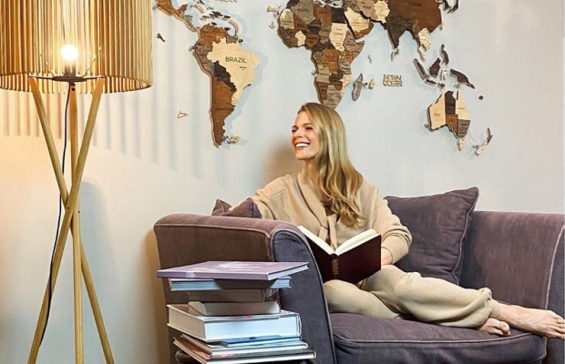 Оля Фреймут показала свої розкішні апартаменти на Подолі