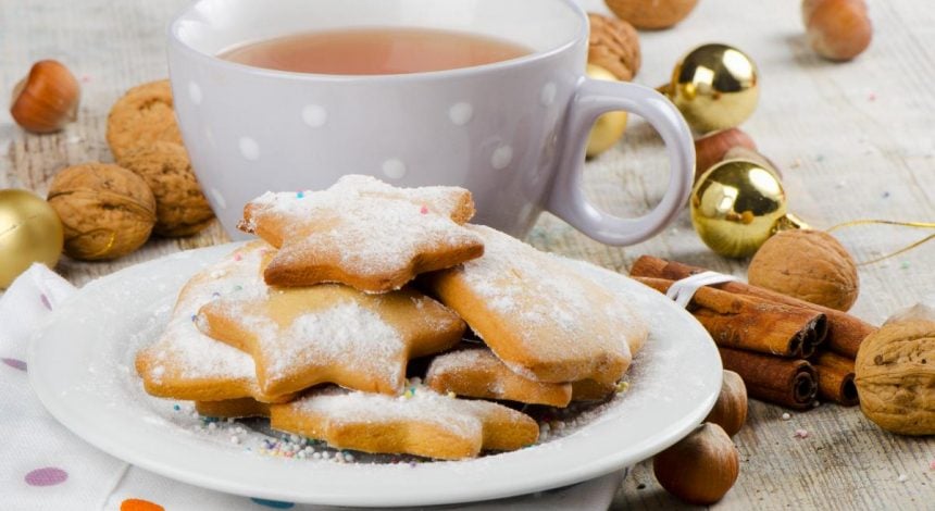 Рассыпчатое домашнее печенье: как приготовить лакомство в формочках