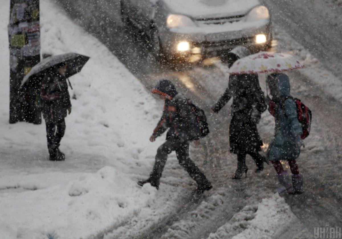 В Украине завтра прогнозируют и дожди, и снег / фото УНИАН