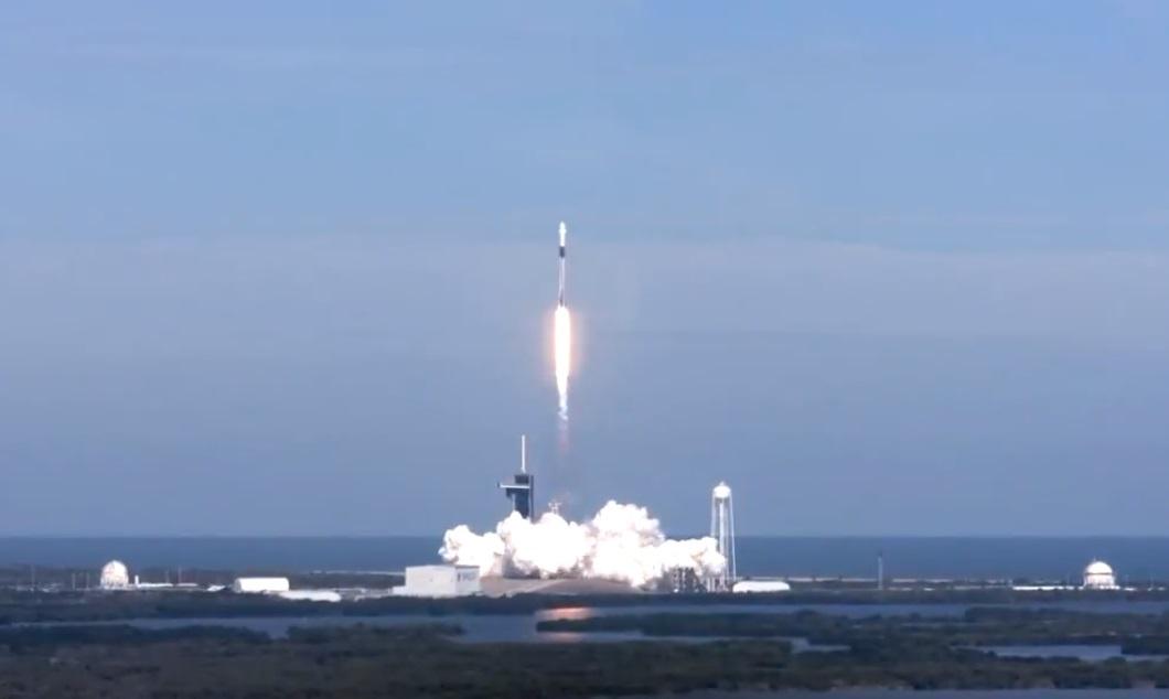 SpaceX запустила оновлений вантажний корабель Crew Dragon / скріншот SpaceX запустила оновлений вантажний корабель Crew Dragon / скріншот