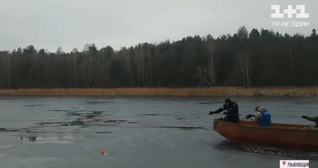 Водолазы искали военнослужащих двое суток / Скриншот Водолазы искали военнослужащих двое суток / Скриншот