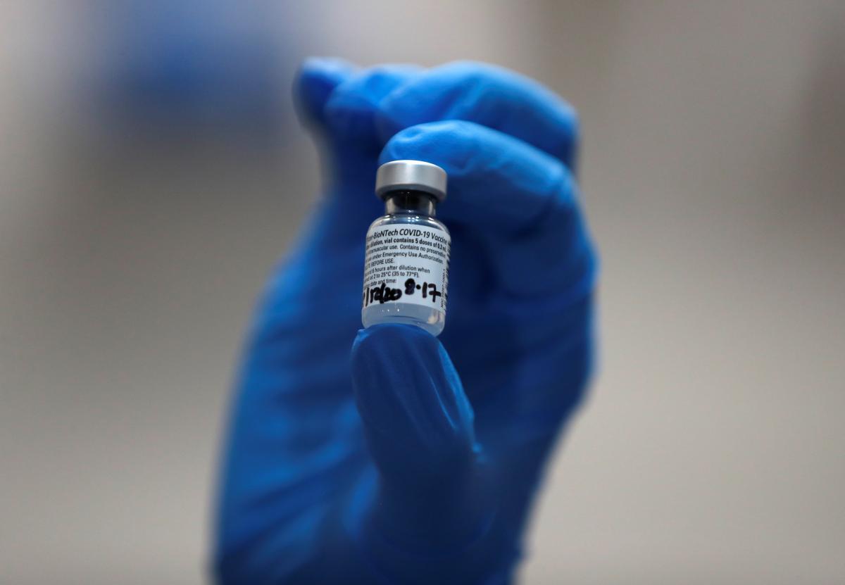 Труция закупит вакцину от коронавируса от Pfizer и BioNTech \  фото REUTERS
