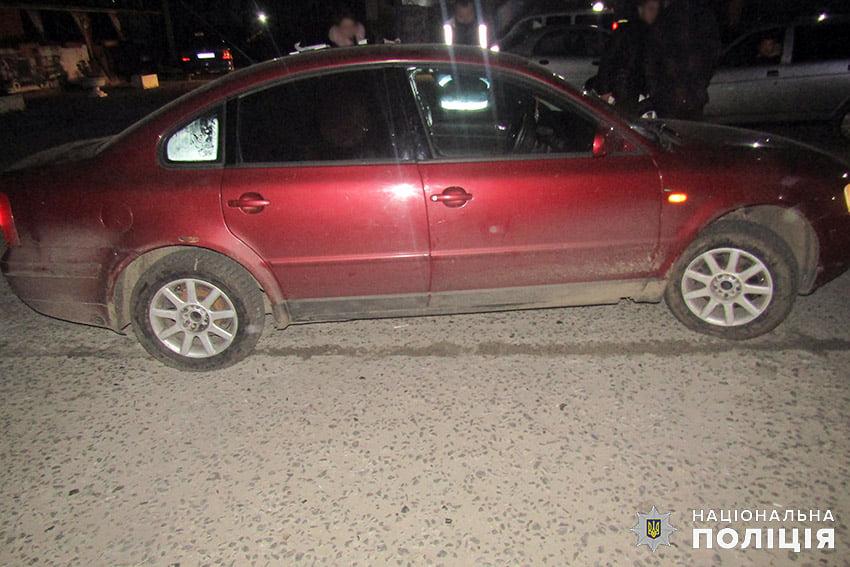 На Хмельниччині "тверезий водій" відібрав авто в клієнтки / Facebook, Поліція Хмельницької області На Хмельниччині "тверезий водій" відібрав авто в клієнтки / Facebook, Поліція Хмельницької області