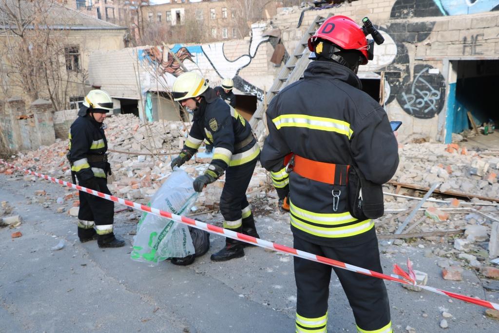 Врятувати чоловіка не вдалося / фото ДСНС Врятувати чоловіка не вдалося / фото ДСНС