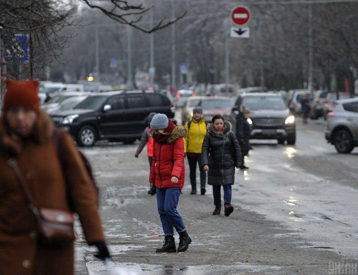 Погодные условия будут влиять на безопасность на дорогах / фото УНИАН, Чузавков Сергей