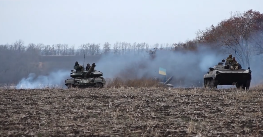 Військові провели танкові навчання \ Фейсбук Операція об'єднаних сил Військові провели танкові навчання \ Фейсбук Операція об'єднаних сил