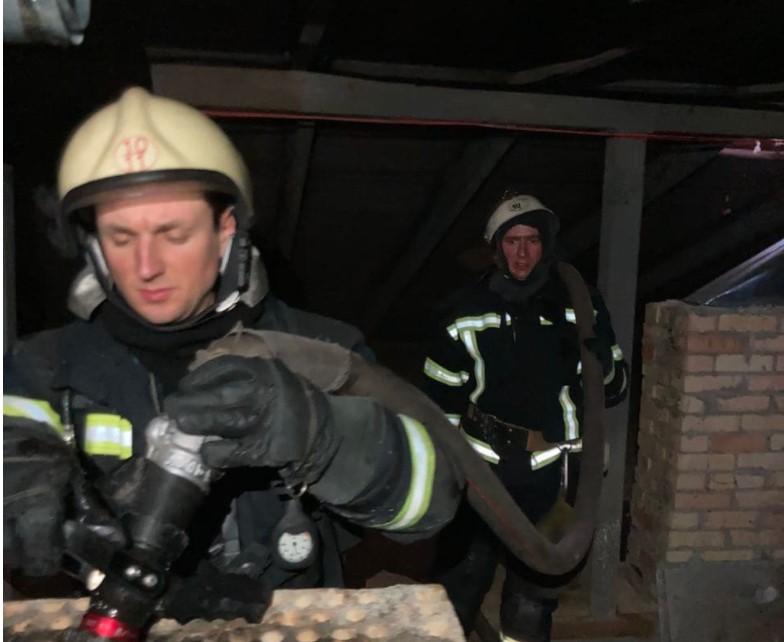 В Киеве горело медицинское учреждение / ГСЧС В Киеве горело медицинское учреждение / ГСЧС