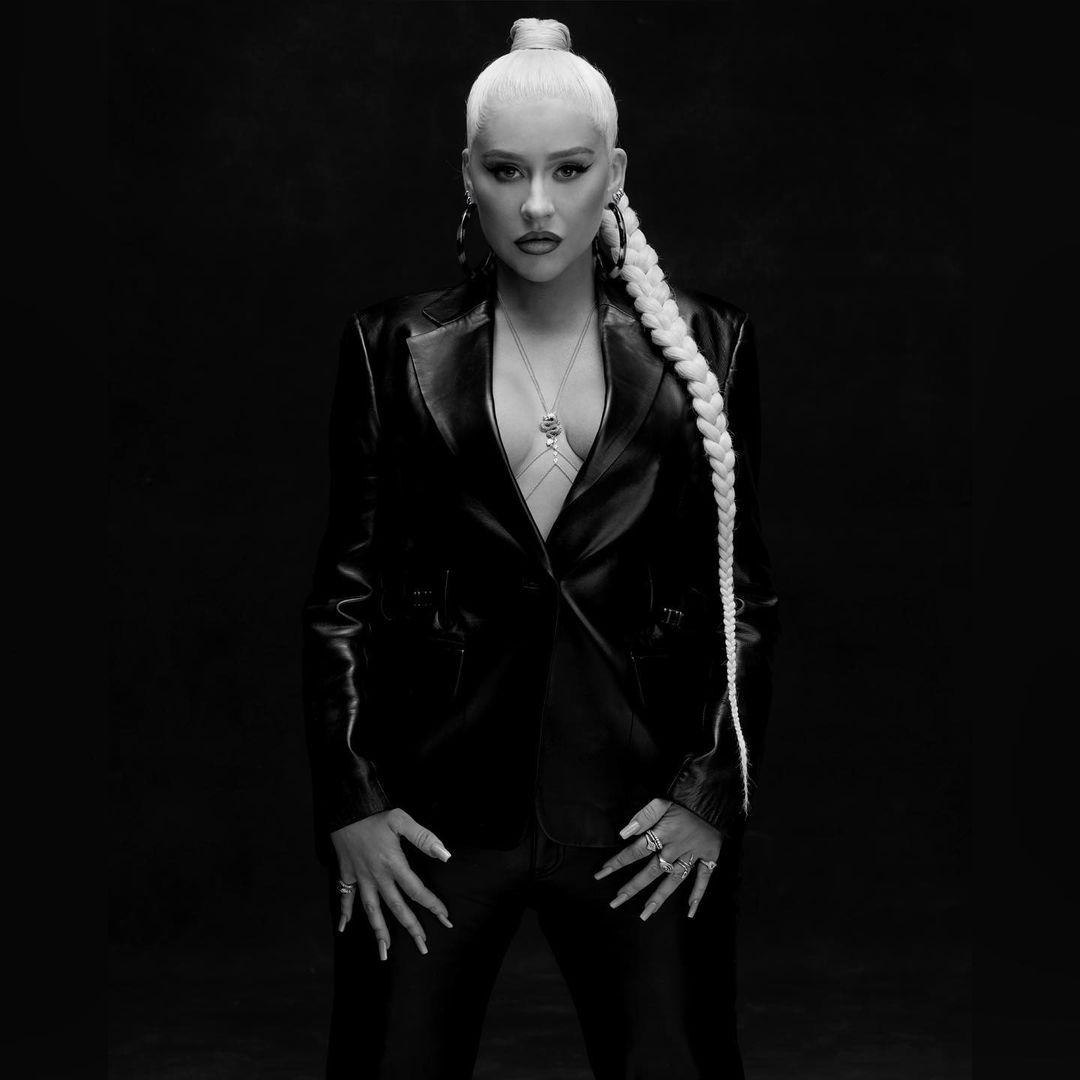 Агілера засвітила груди / instagram.com/xtina Агілера засвітила груди / instagram.com/xtina