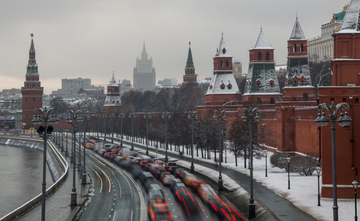 Кремль увеличит расходы на оборону на 68% / фото REUTERS Кремль увеличит расходы на оборону на 68% / фото REUTERS