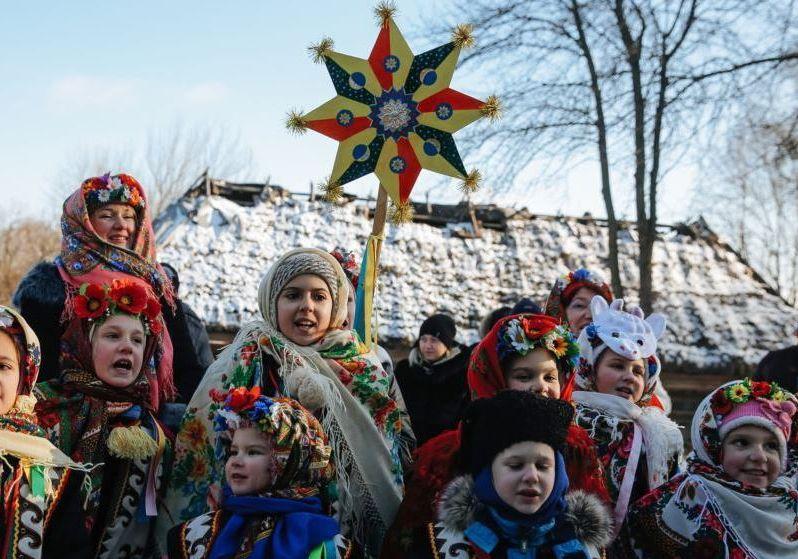 маленькі колядки для маленьких дітей