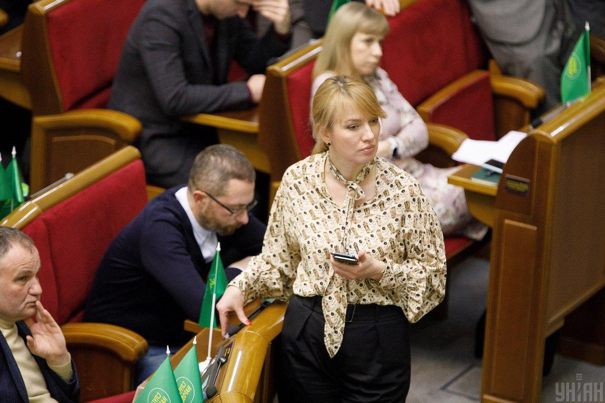 Елена Шуляк - глава партии "Слуга народа" / фото УНИАН, Александр Кузьмин Елена Шуляк - глава партии "Слуга народа" / фото УНИАН, Александр Кузьмин