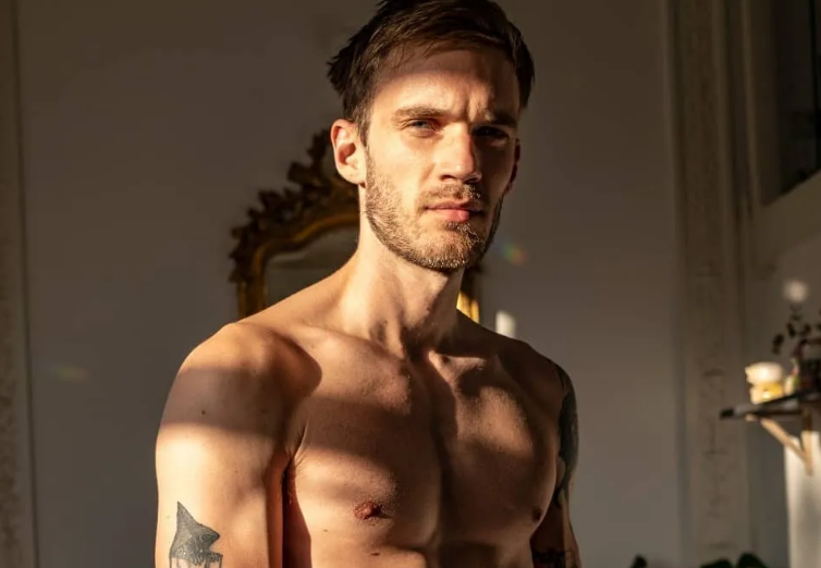 Феликс PewDiePie Чельберг / фото instagram.com/pewdiepie Феликс PewDiePie Чельберг / фото instagram.com/pewdiepie