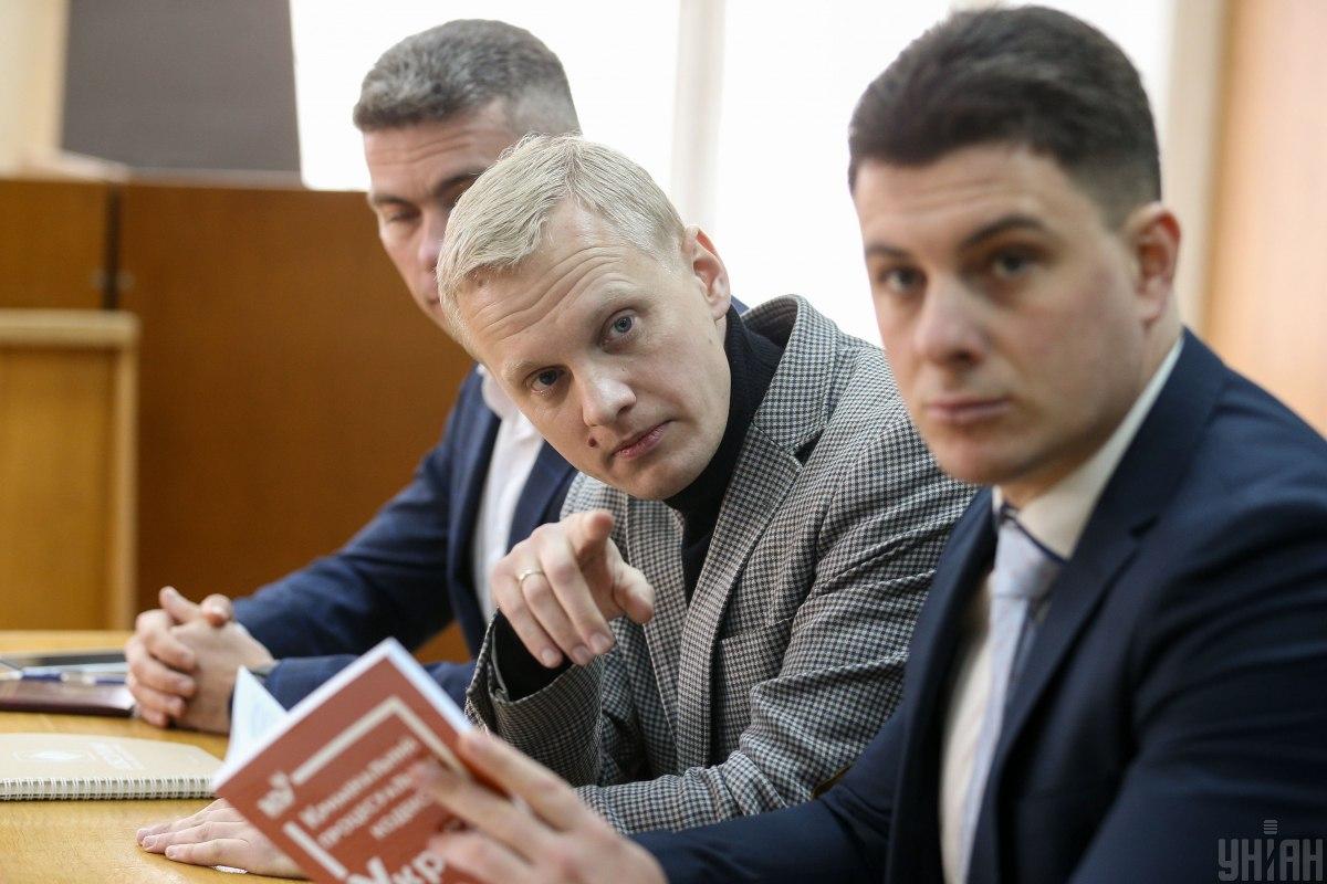 Шабунін - активіст заявив про ще одну підкинуту гранату, весь будинок евакуювали: відео / Фото УНІАН, В'ячеслав Ратинський Шабунін - активіст заявив про ще одну підкинуту гранату, весь будинок евакуювали: відео / Фото УНІАН, В'ячеслав Ратинський