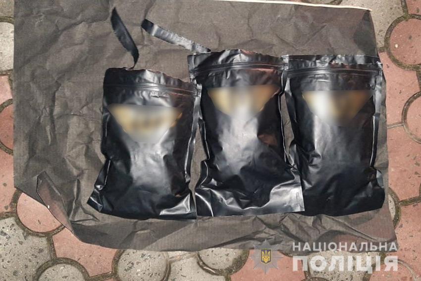 В мешканця Львівщини виявили наркотики / нацполіція В мешканця Львівщини виявили наркотики / нацполіція