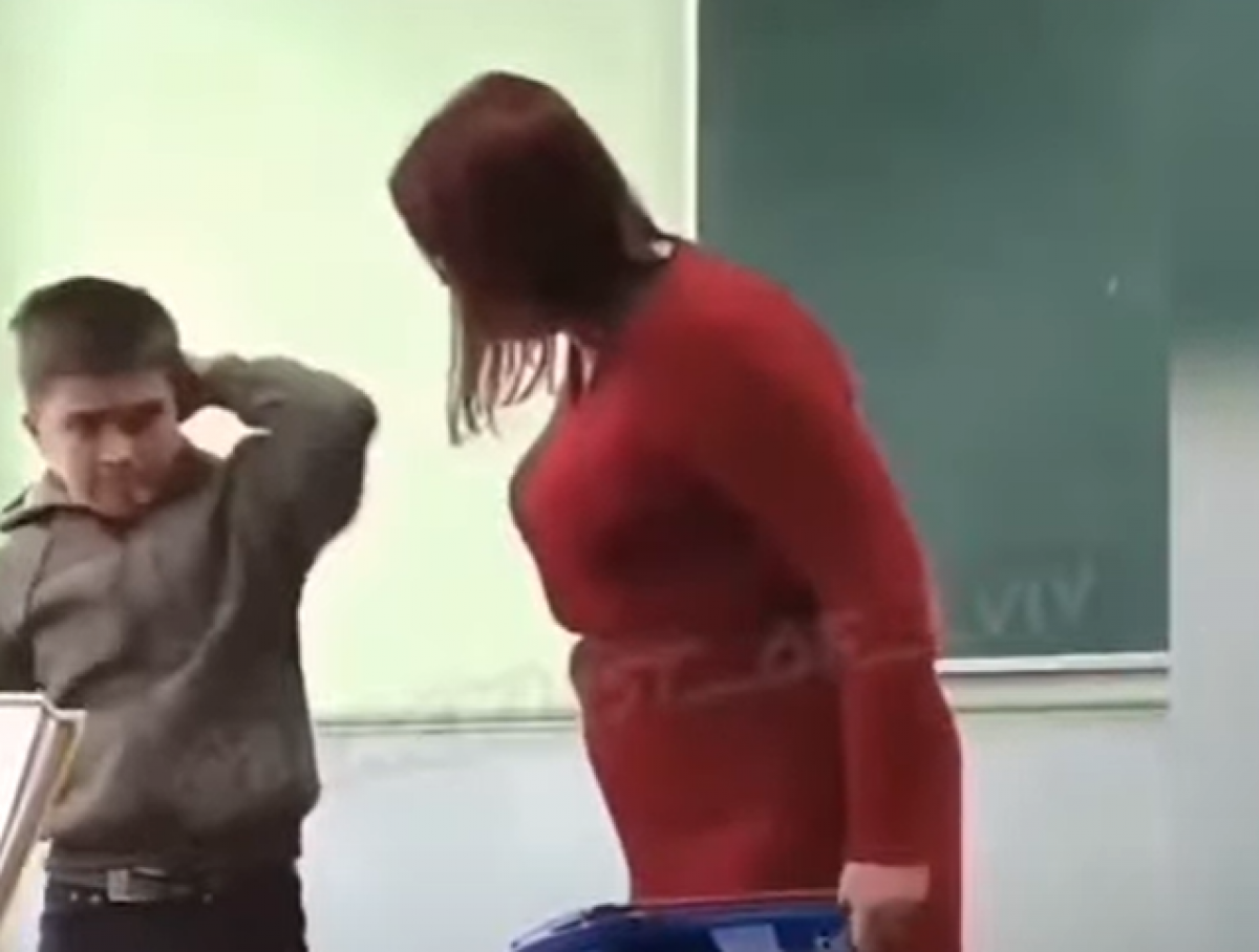 дети трахают учительницу видео фото 94