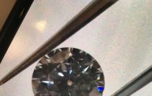 Diamonds worth UAH 17 mln: Boryspil border guards bust smuggler (Photo, video)