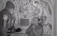 У Києві чоловік увірвався до церкви та погрожував вчинити самогубство (відео)