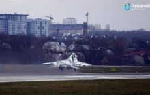 "Укроборонпром" показал модернизированный истребитель МИГ (фоторепортаж)
