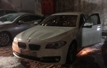 В центре Одессы неизвестный бросил "коктейль Молотова" в припаркованный автомобиль (фото)