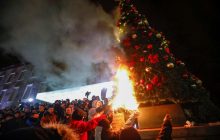 Albanians take to streets after man shot dead by police for curfew breach