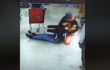 У Харкові охоронець супермаркету врятував життя дівчині (відео)