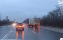 На Житомирщині через негоду сталося понад 80 аварій (відео)