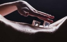 Годі тягти дівчат до суду за "нюдси": в Україні пропонують легалізувати порно та еротику