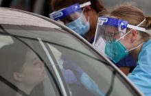 "Поширюється швидше": лікарка вказала на головну небезпеку нового штаму COVID-19