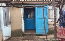 Не повернули решту за пельмені: на Одещині чоловік молотком ледь не забив до смерті сусідів
