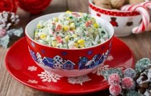 Невероятный крабовый салат: лучшие рецепты блюда на праздничный стол