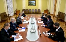 У Зеленського заявили, що США готові продовжити надання допомоги Україні для розвитку оборонного напряму