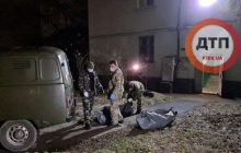 В Киеве на Дорогожичах нашли два трупа (фото 18+)