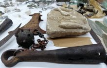В Сербии нашли большую археологическую коллекцию в грузовике с украинским паркетом (фото)